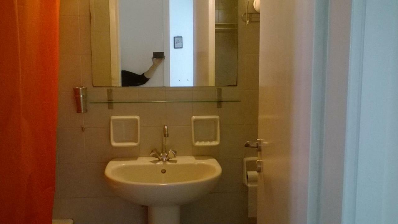 Nireos Proteos 20 Apartment Rafína Екстериор снимка