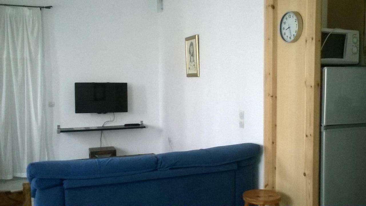 Nireos Proteos 20 Apartment Rafína Екстериор снимка